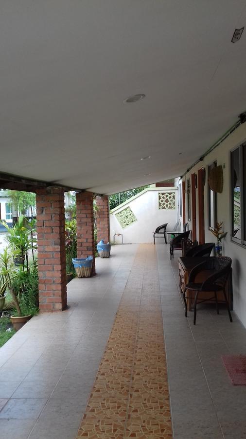 Mai Chenang Guesthouse Pantai Cenang  Exterior photo